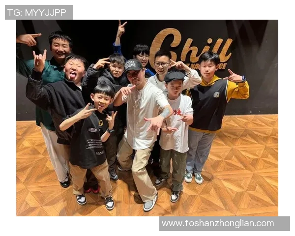 北京街舞队进攻革新探索：舞动新时代的力量与技巧解析