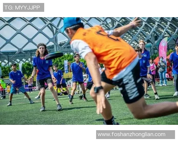 南京飞盘队飞盘意识排名创新高展现团队实力与竞技水平的飞跃