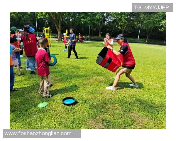 周芳独家揭秘飞盘技巧与心得分享助你轻松掌握这项运动的魅力与乐趣