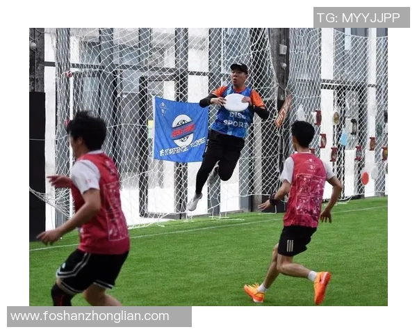 广州飞盘队在飞盘状态排行榜中荣登第八名展现出强劲实力与团队精神