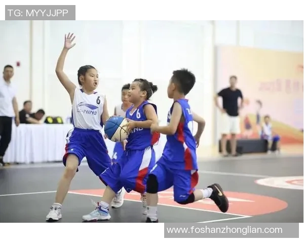 成都网球队的拼搏之路：一段关于梦想与坚持的网球纪实