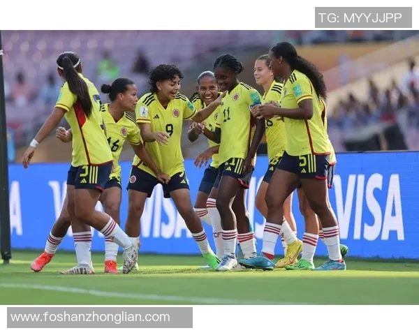 牙买加女足迎战澳大利亚女足精彩对决展现足球魅力与团队精神