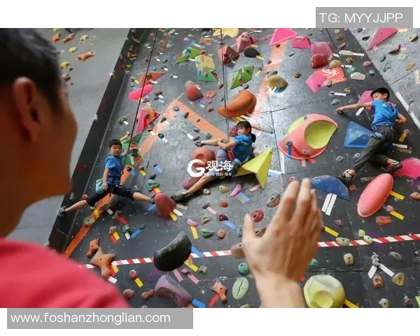 重庆极限运动队在世界攀岩锦标赛中的逆袭之旅与荣耀时刻